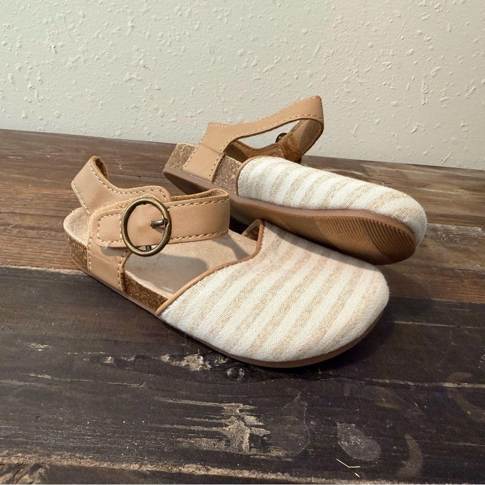 Old navy sandals